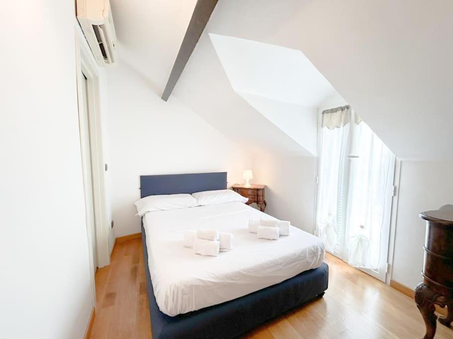 Апартаменты Elegante Mansarda 300Mt Dal Mare - Centro - Wifi Савона Экстерьер фото