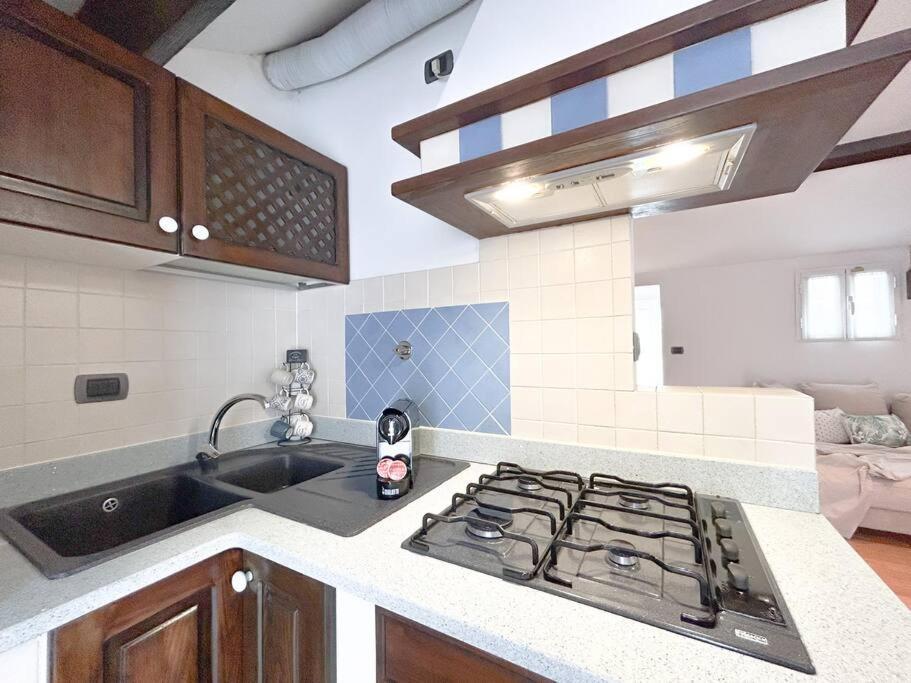 Апартаменты Elegante Mansarda 300Mt Dal Mare - Centro - Wifi Савона Экстерьер фото